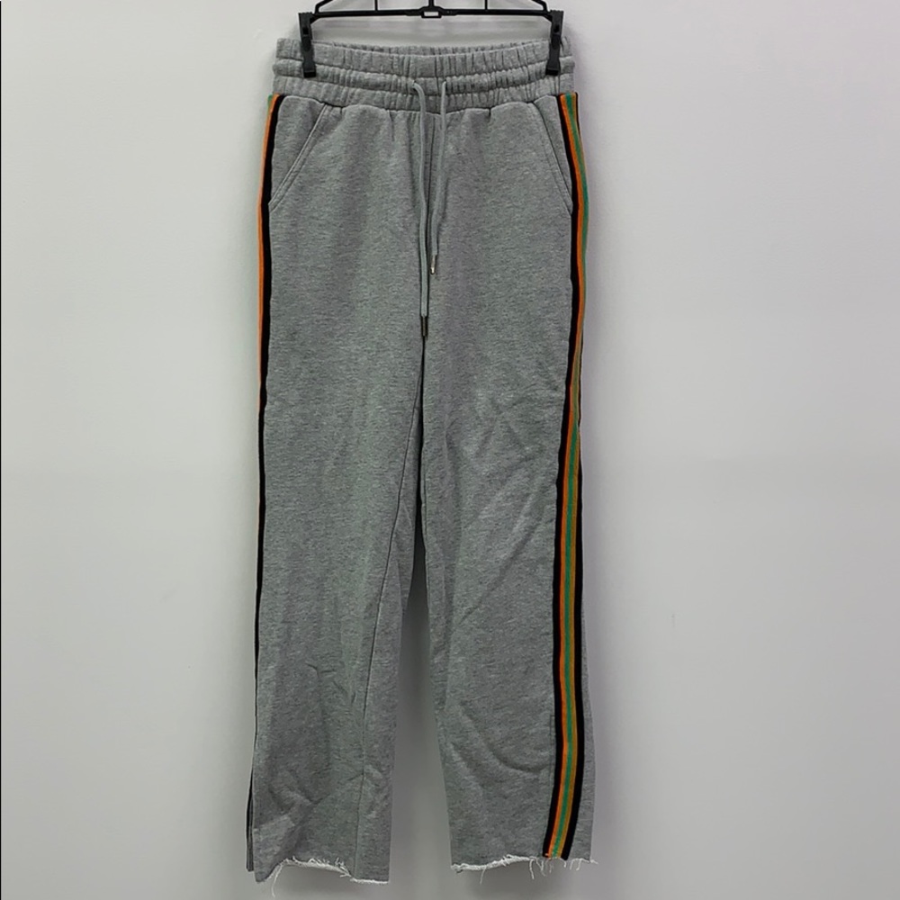 Gray detailed sweatpant